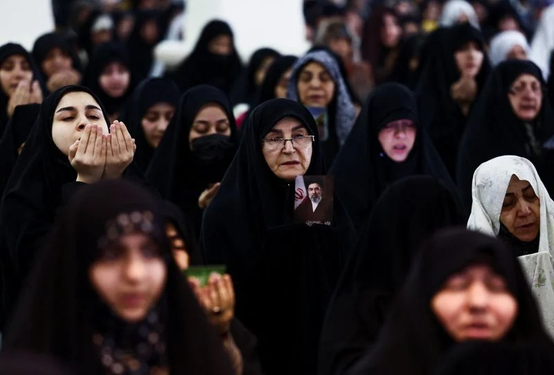 Иран впервые применил дальнобойные ракеты в атаке на Израиль