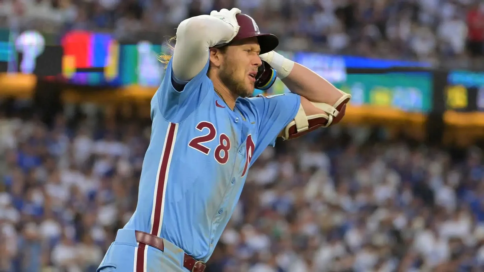 Алек Бом подаёт в суд на родителей: финансовый скандал в MLB