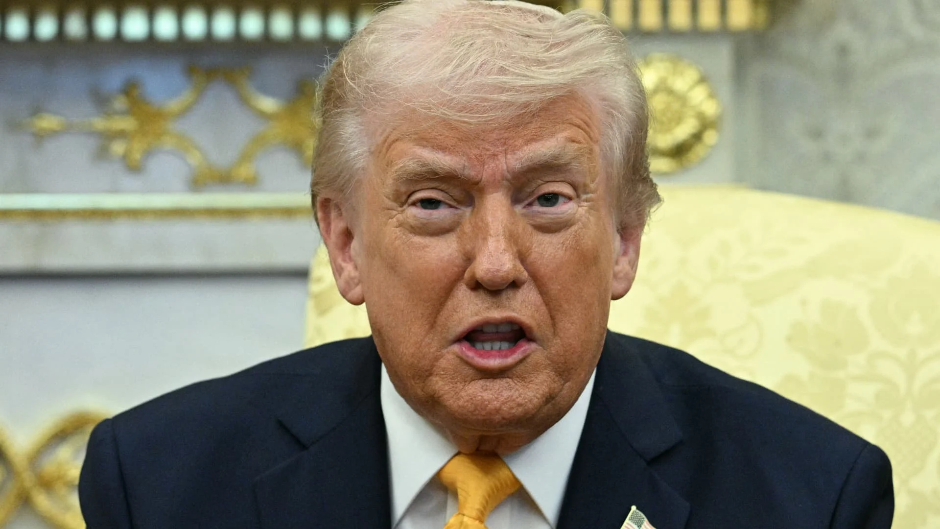 Трамп поддержал расследование против Пауэлла, что осложняет назначение Уорша в ФРС