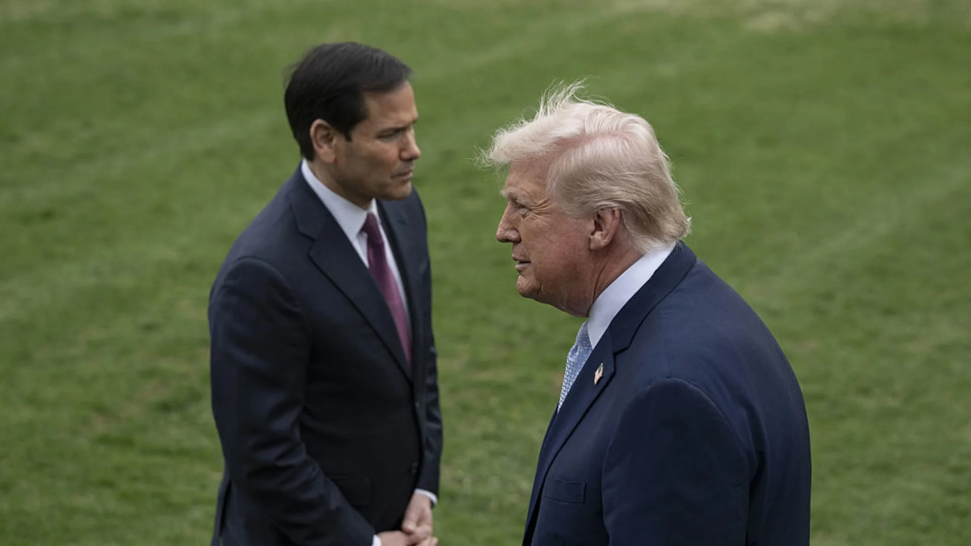 Новая стратегия Трампа по Ирану: усиление давления или риск эскалации?