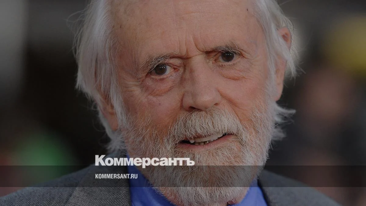 Умер актер Мэтт Кларк, известный по роли бармена в «Назад в будущее»