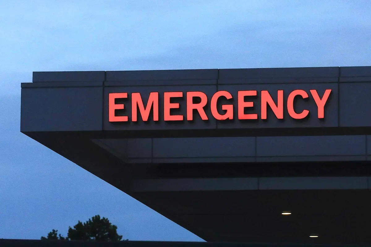 84-летняя пациентка утверждает, что врач в ER предложил ей программу эвтаназии вместо лечения