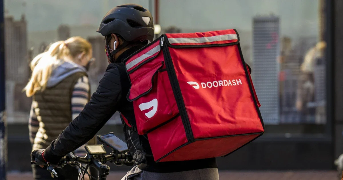 DoorDash предлагает курьерам обучать ИИ-роботов
