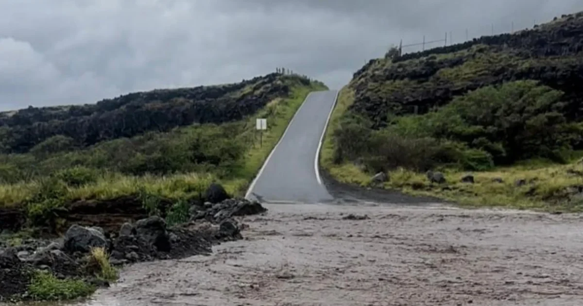 Гавайи готовятся к новым ливням после разрушительного шторма