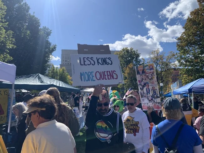 «No Kings»: левая пропаганда или искусственный митинг?