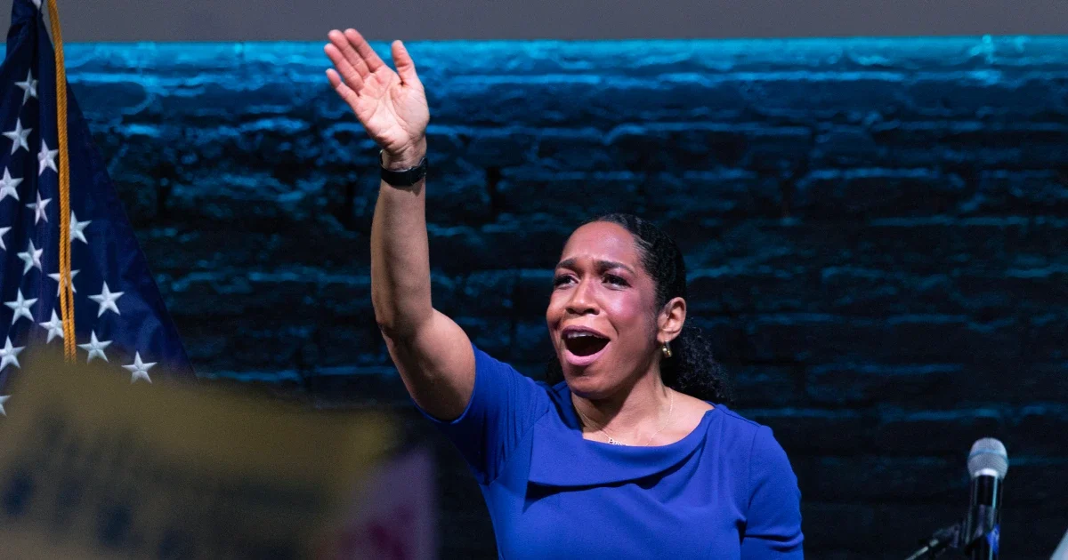 Как Джулиана Страттон обошла конкурентов и победила на праймериз в Иллинойсе