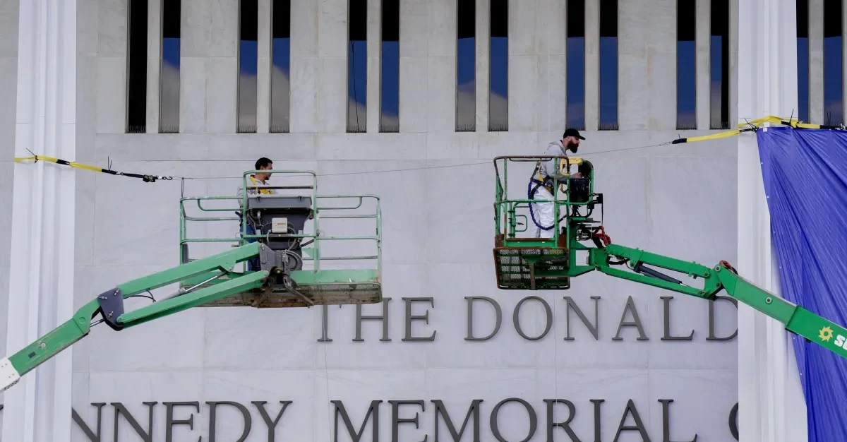 Редизайн Вашингтона: как Трамп меняет облик столицы США