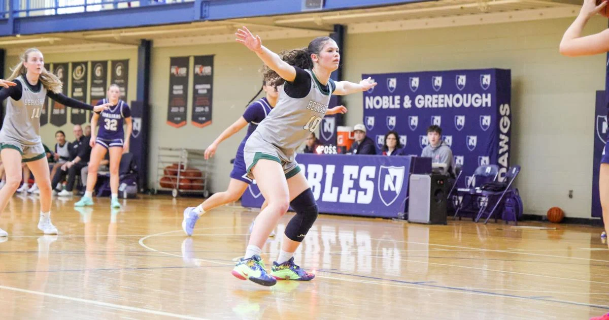 Аливия Мауэр привела баскетбольную команду Berkshire School к чемпионству NEPSAC