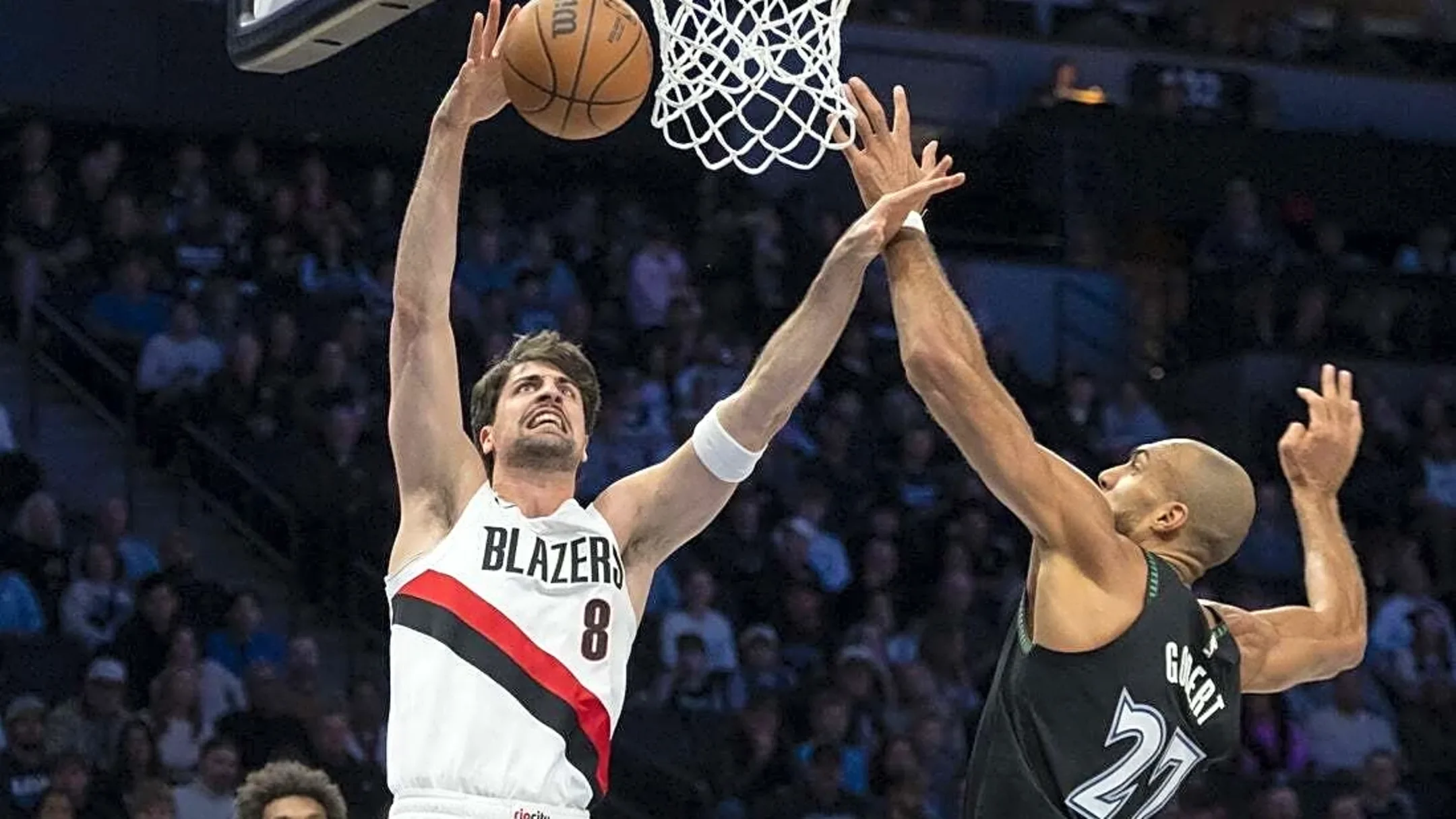 Портленд против Денвера: ключевой матч в борьбе за плей-ин