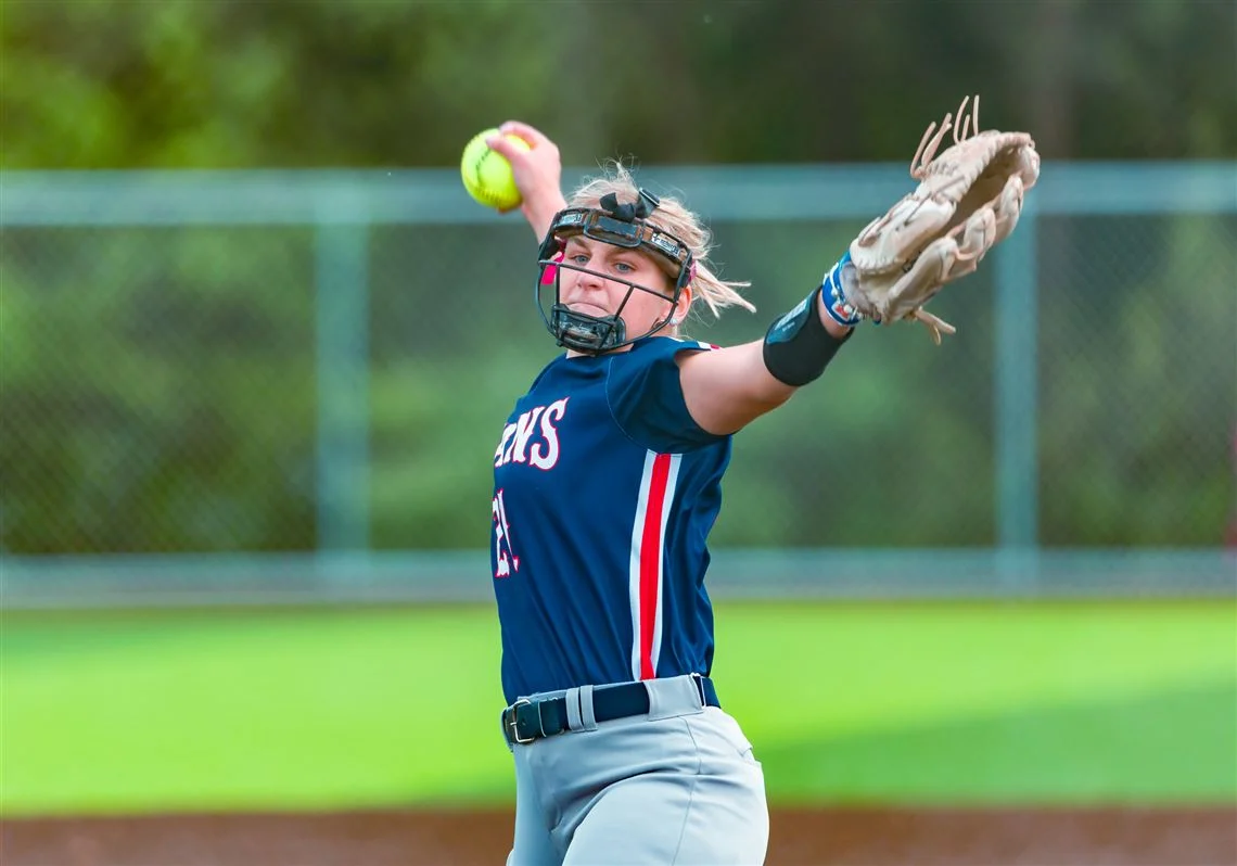 Бриа Босильевак из школы Шейлер демонстрирует выдающуюся игру в софтбол, несмотря на недомогание