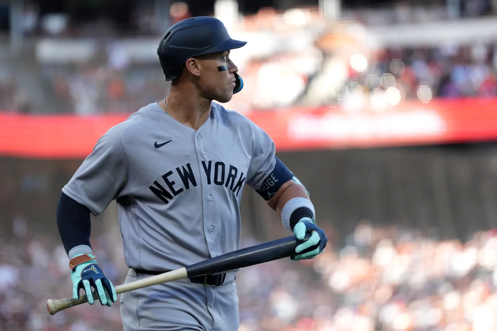 Нью-Йорк Янкиз против Сан-Франциско Джайентс: как смотреть второй матч серии