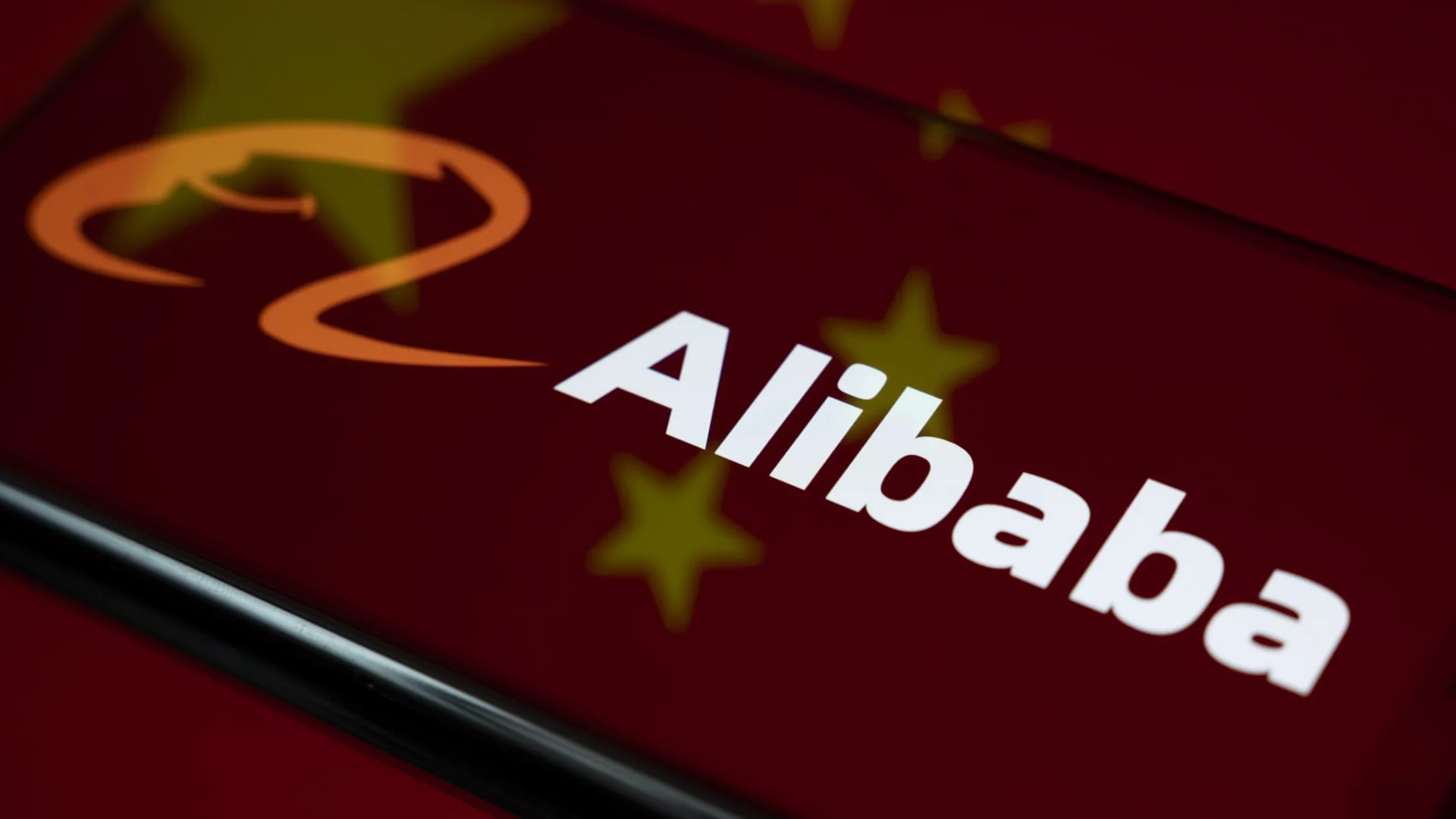 Alibaba и China Telecom запустили ЦОД на 10 000 собственных чипов для ИИ