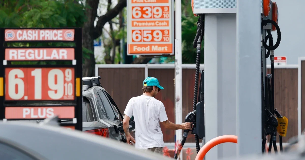 Война с Ираном ударила по кошелькам: Amazon вводит доплаты из-за взлета цен на топливо