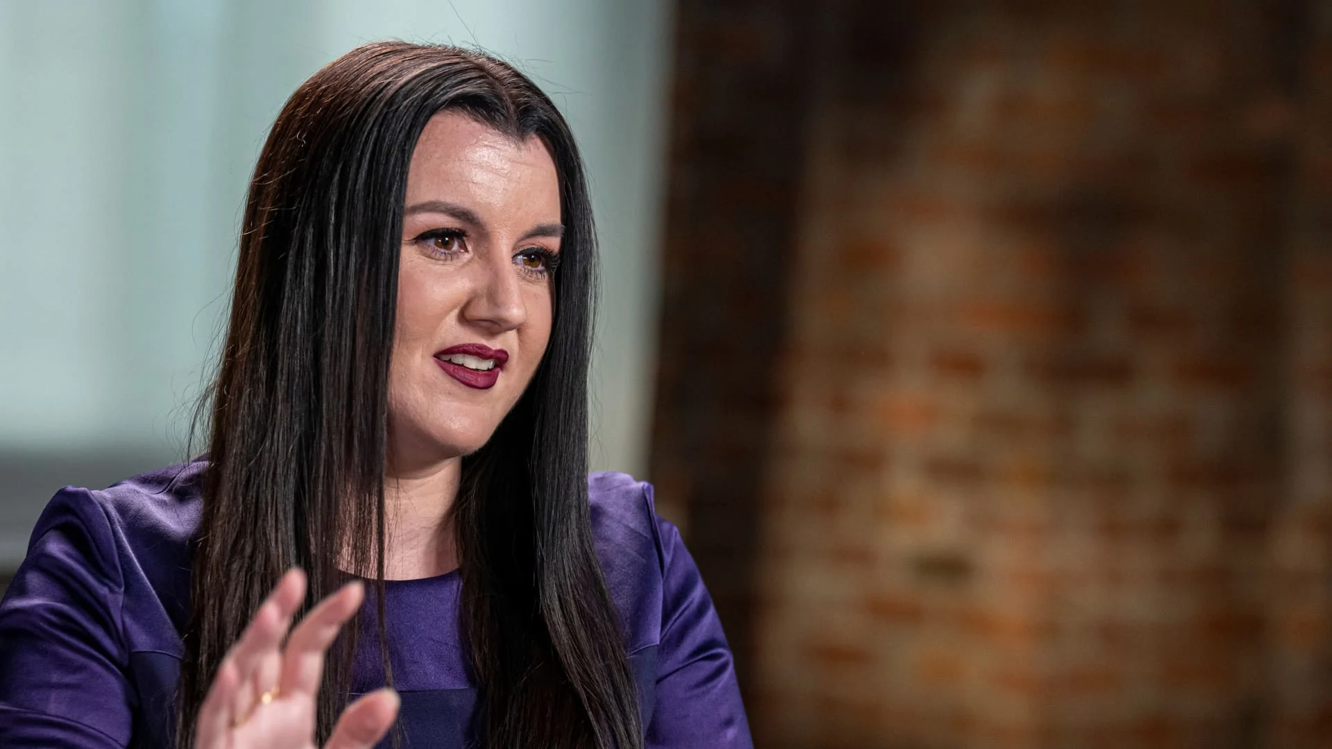 Глава приложений OpenAI Фийджи Симо уходит в отпуск по болезни; объявлены кадровые перестановки