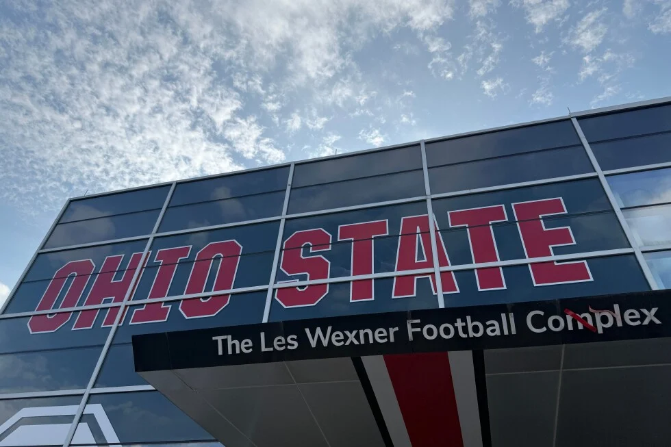 OSU сталкивается с протестами из-за имени Леса Векснера на зданиях: в центре скандала — связи с Эпштейном