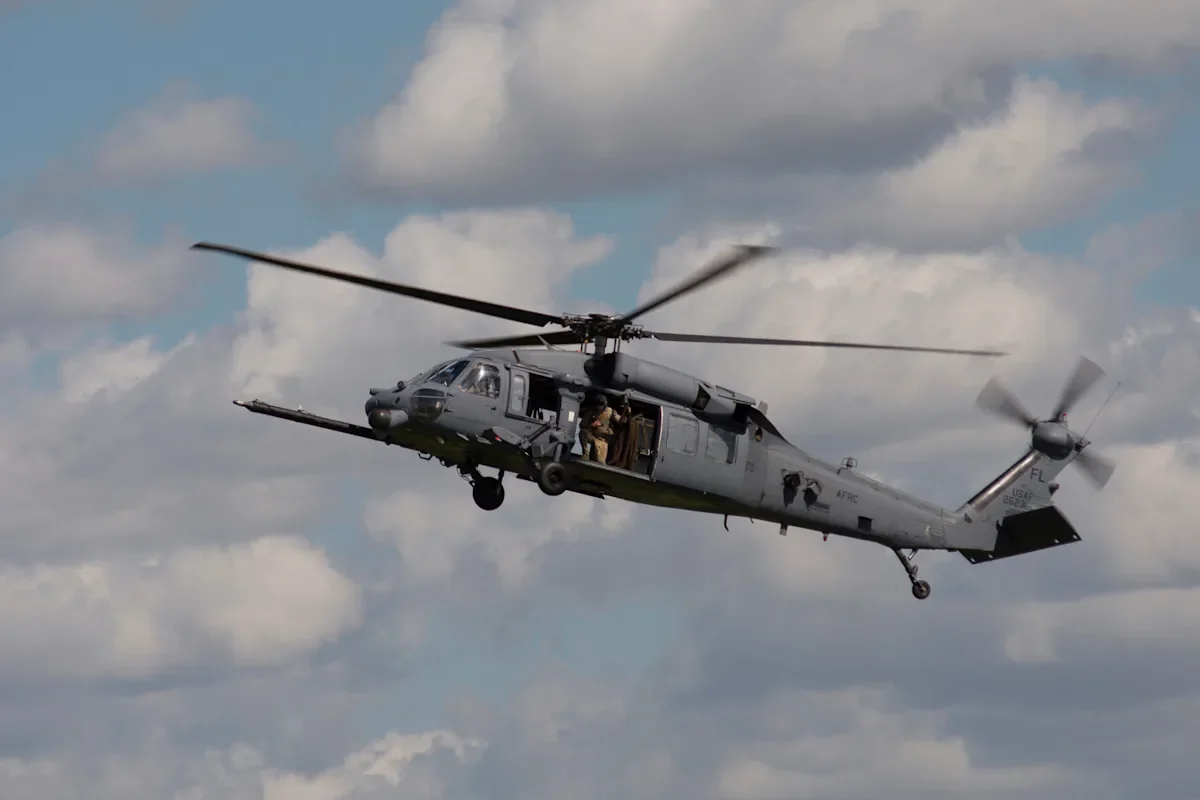 Спасательные вертолёты попали под огонь иранцев при поиске сбитого пилота F-15E