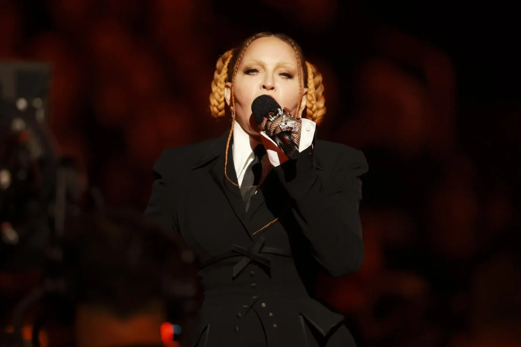 Madonna подтвердила дату выхода Confessions II: «Танцевать — это искусство»