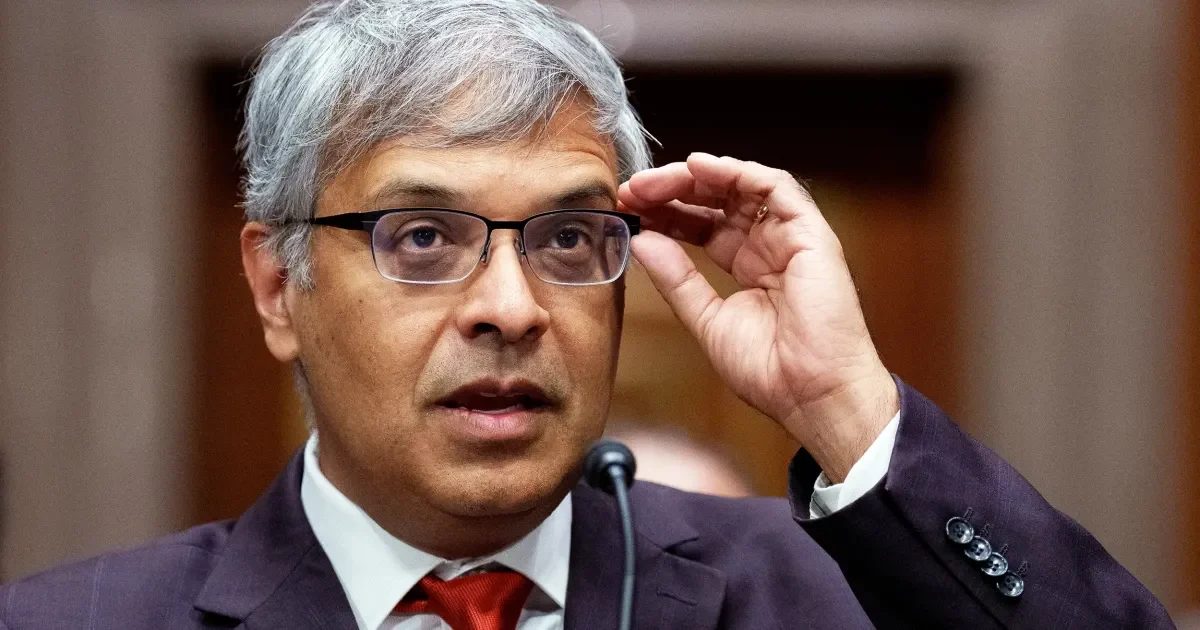 CDC похоронила доклад об эффективности вакцины от COVID-19