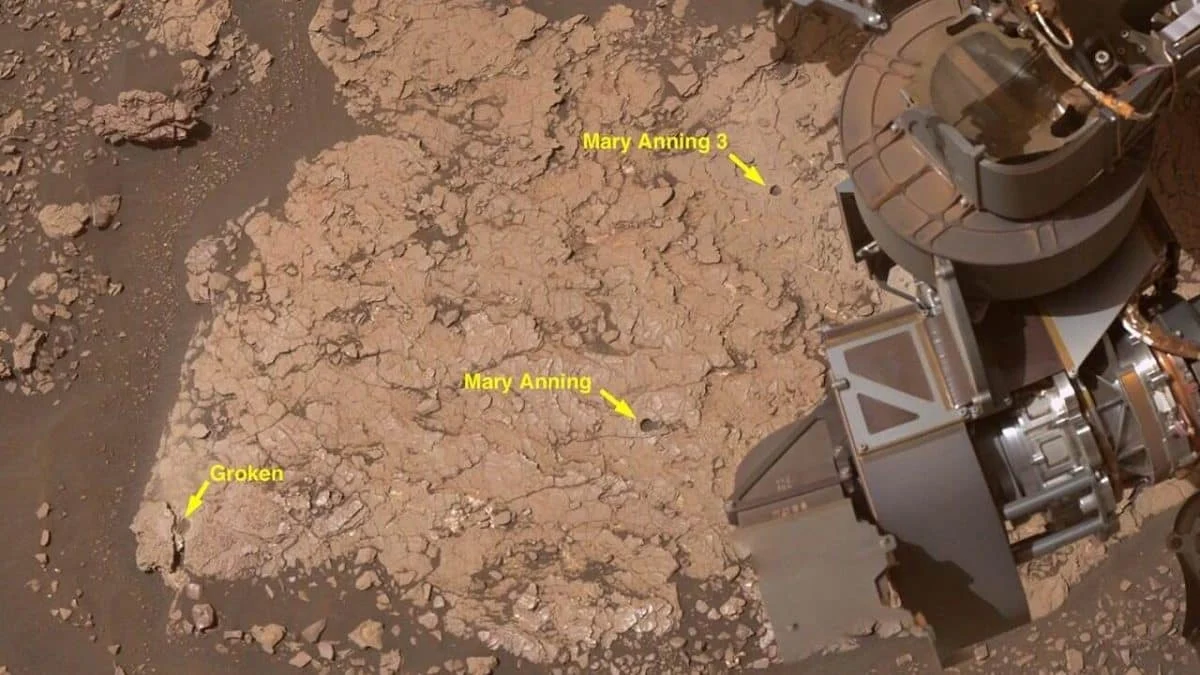 Curiosity впервые провел рискованный химэксперимент на Марсе и нашел органику возрастом 3,5 млрд лет