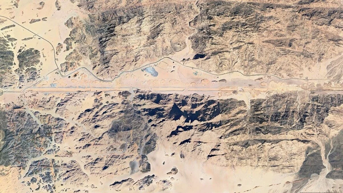 «Зеркальная линия»: мегапроект Саудовской Аравии на грани реальности