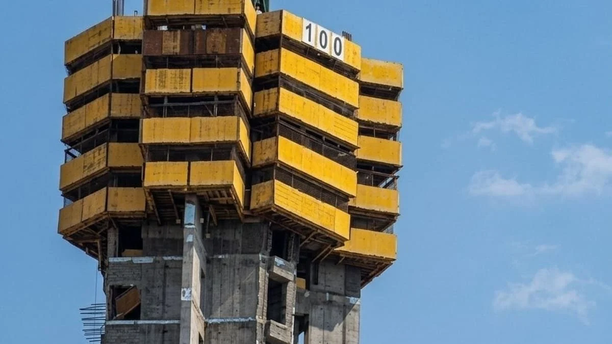 Jeddah Tower преодолела 100 этажей: путь к первому километровому небоскрёбу