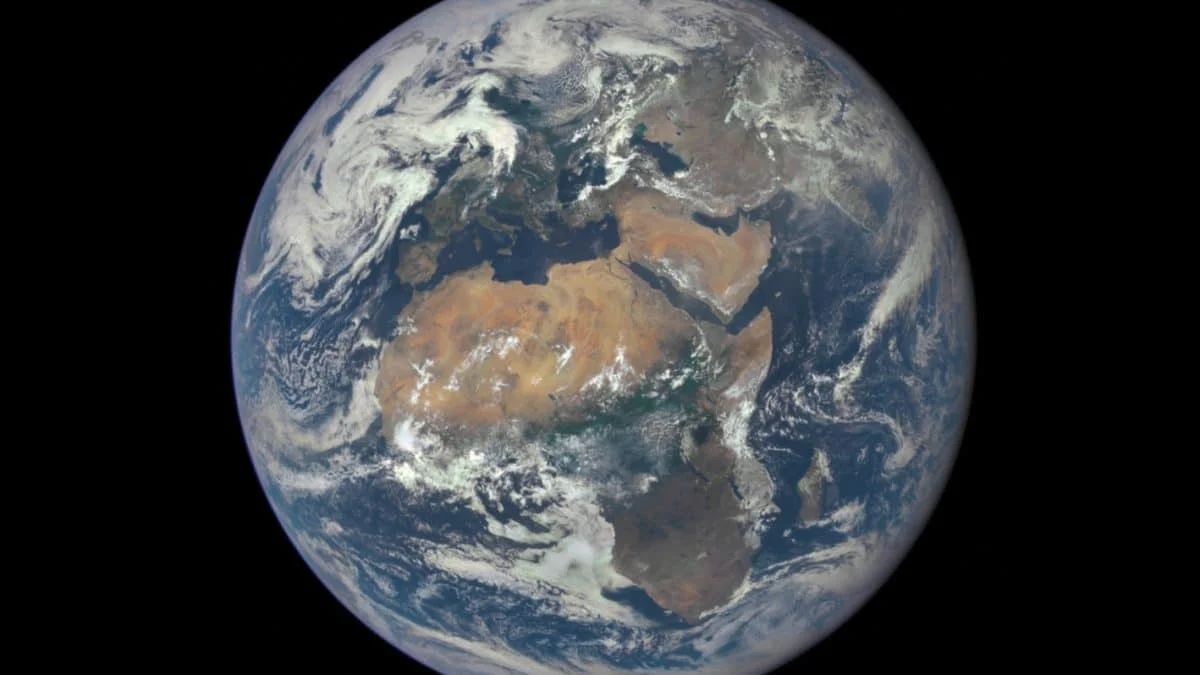 Резонанс Шумана и массовая бессонница: что говорят учёные