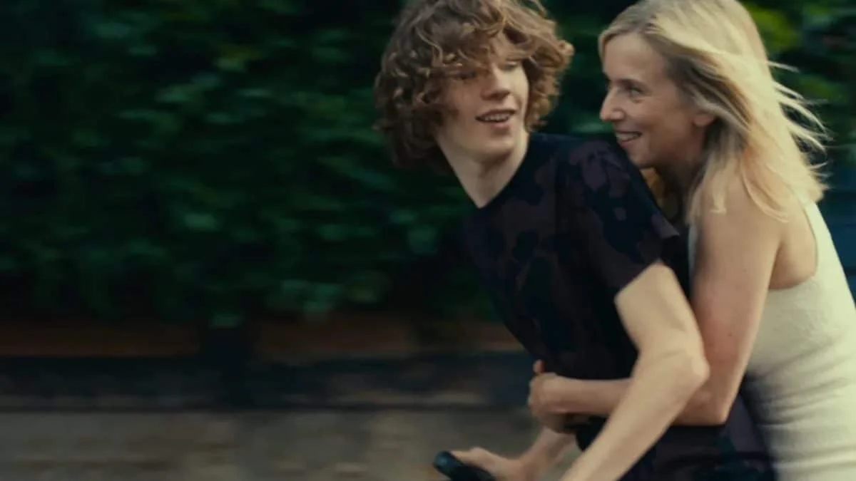 Зумеры ищут отношений со зрелыми женщинами: почему ровесницы кажутся «слишком сложными»