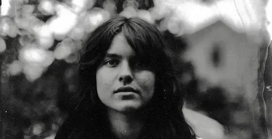 Фолк-музыкант Мёрфи Кэмпбелл столкнулась с AI-фейками и копирайт-троллингом