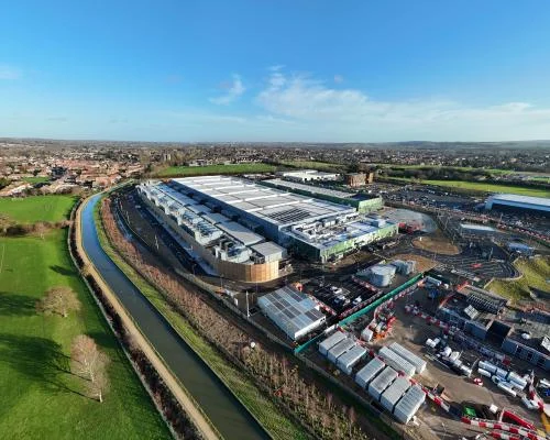 Великобритания в 100 раз недооценила выбросы CO₂ от ЦОД для ИИ