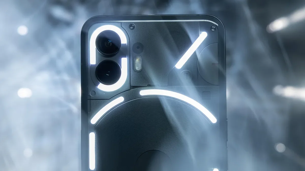 Стильные умные очки от Nothing: как британский стартап может изменить носимую электронику