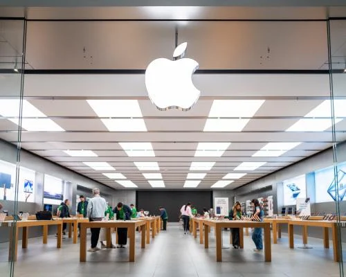 Apple отчиталась о рекордной выручке: $111,2 млрд и прощание Тима Кука